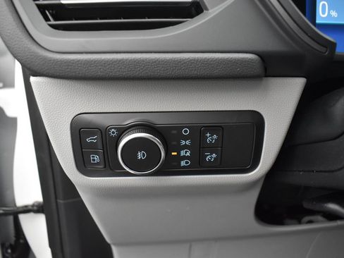 New 2025 Ford Escape SE FWD image 12