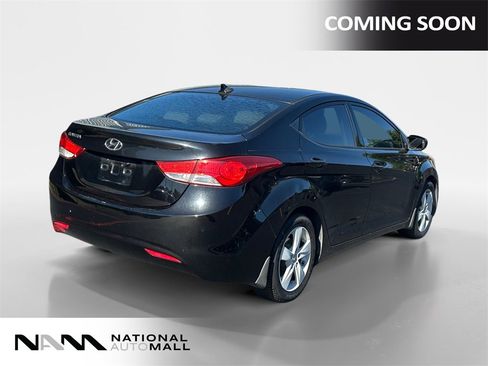 Used 2013 Hyundai Elantra GLS w/ Preferred Pkg image 5