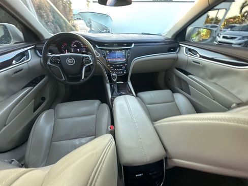 Used 2015 Cadillac XTS Luxury image 25