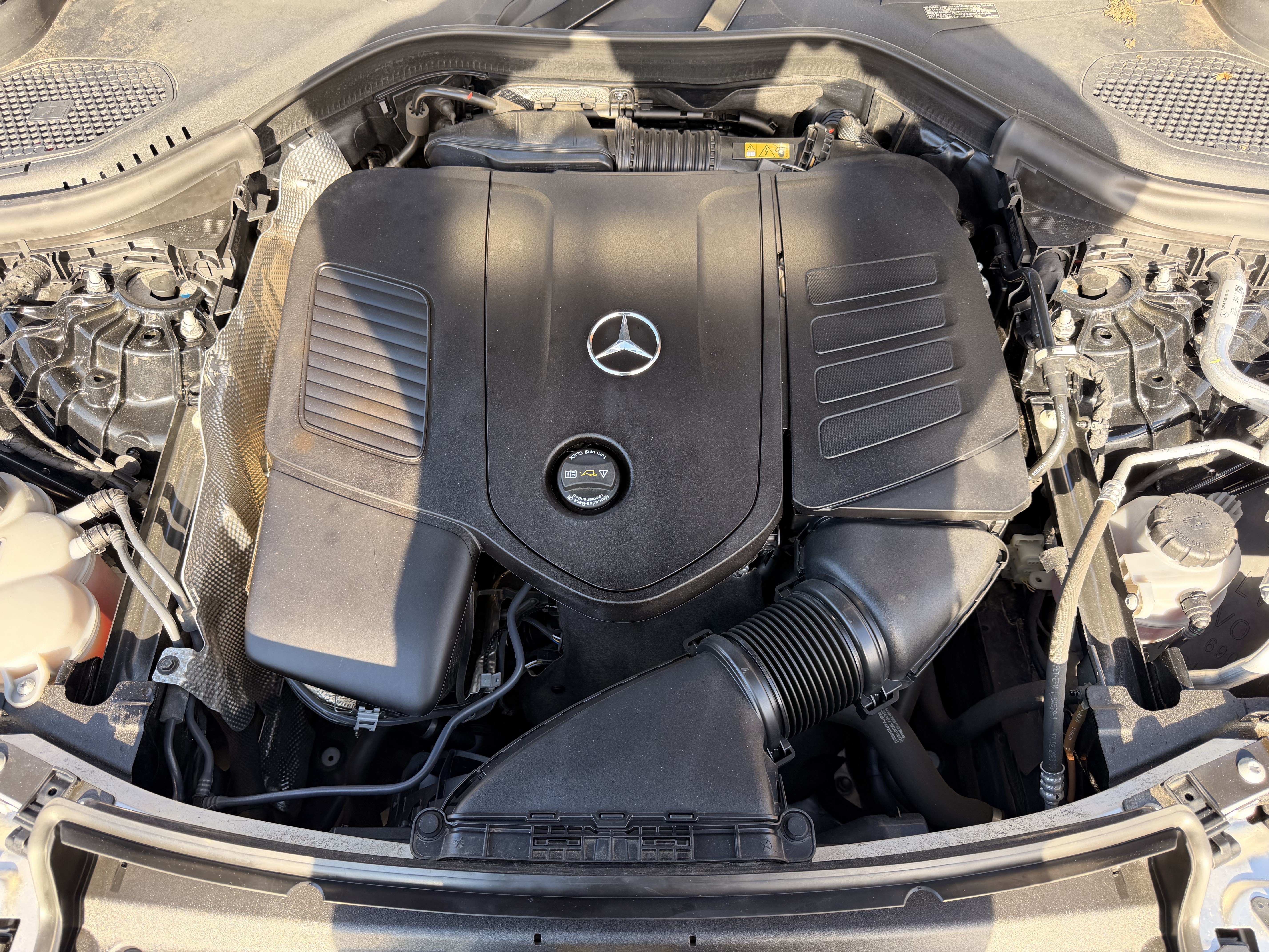 Used 2023 Mercedes-Benz GLC 300 4MATIC image 30