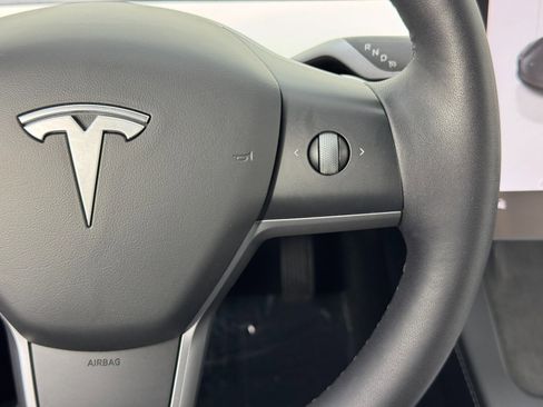 Used 2022 Tesla Model 3 image 20