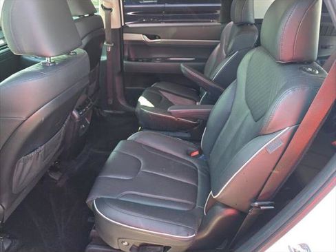Used 2024 Hyundai Palisade SEL FWD image 17