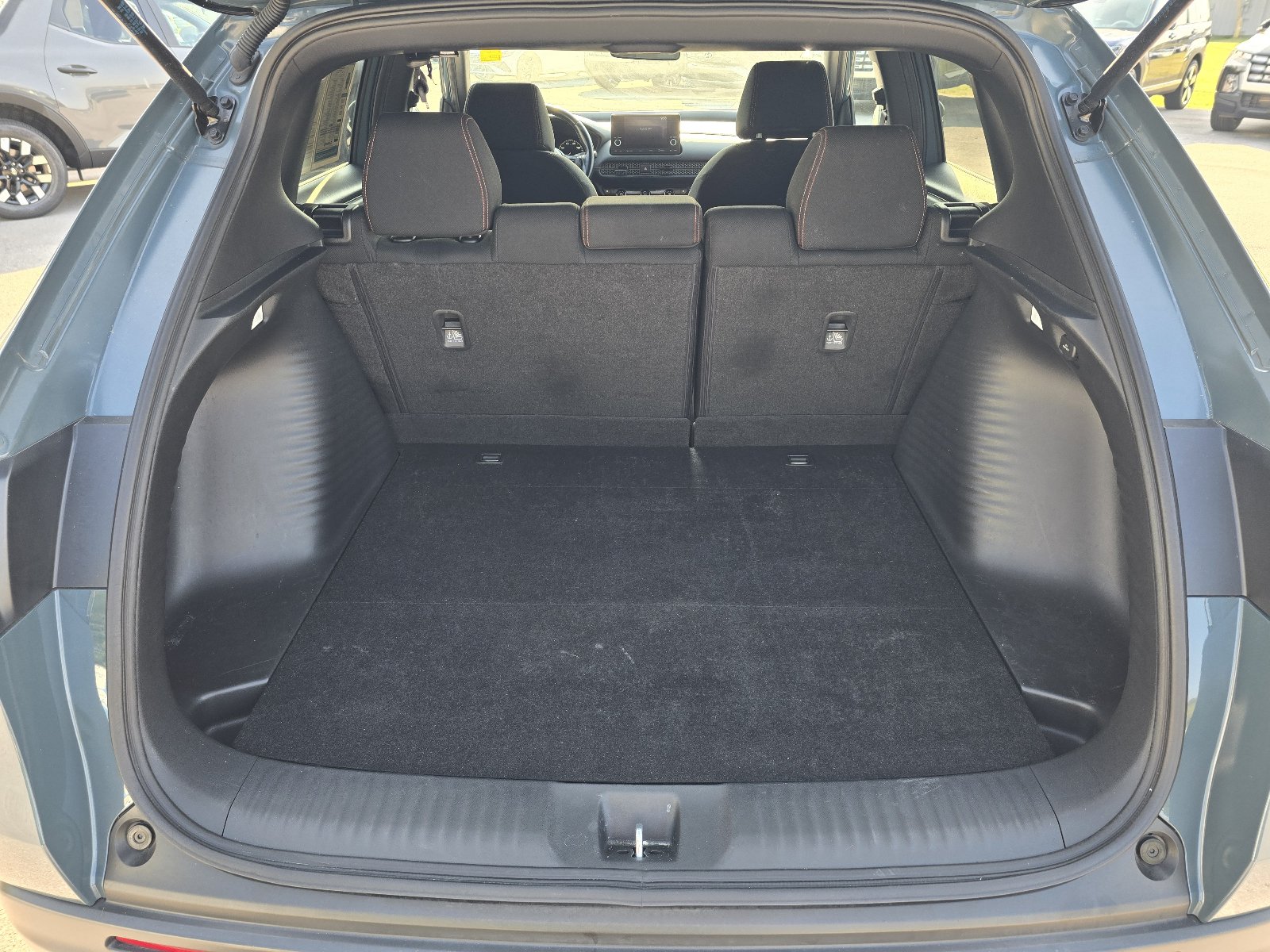 Used 2025 Honda HR-V Sport image 26