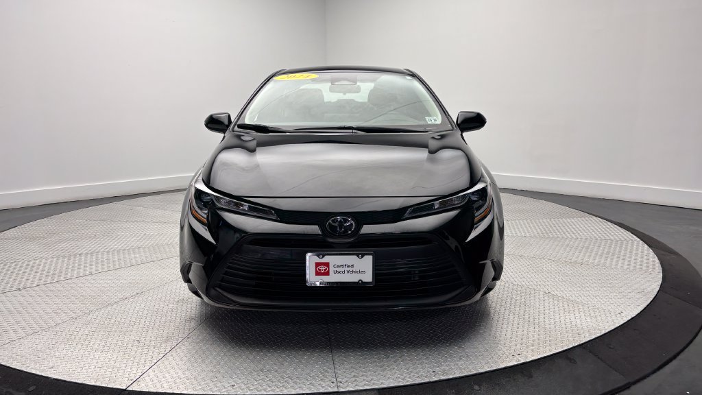Used 2024 Toyota Corolla LE FWD image 41