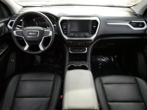 Used 2023 GMC Acadia SLT w/ Preferred Package image 10