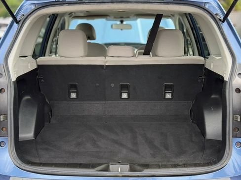 Used 2016 Subaru Forester 2.5i Premium w/ All-Weather Package AWD/4WD image 27