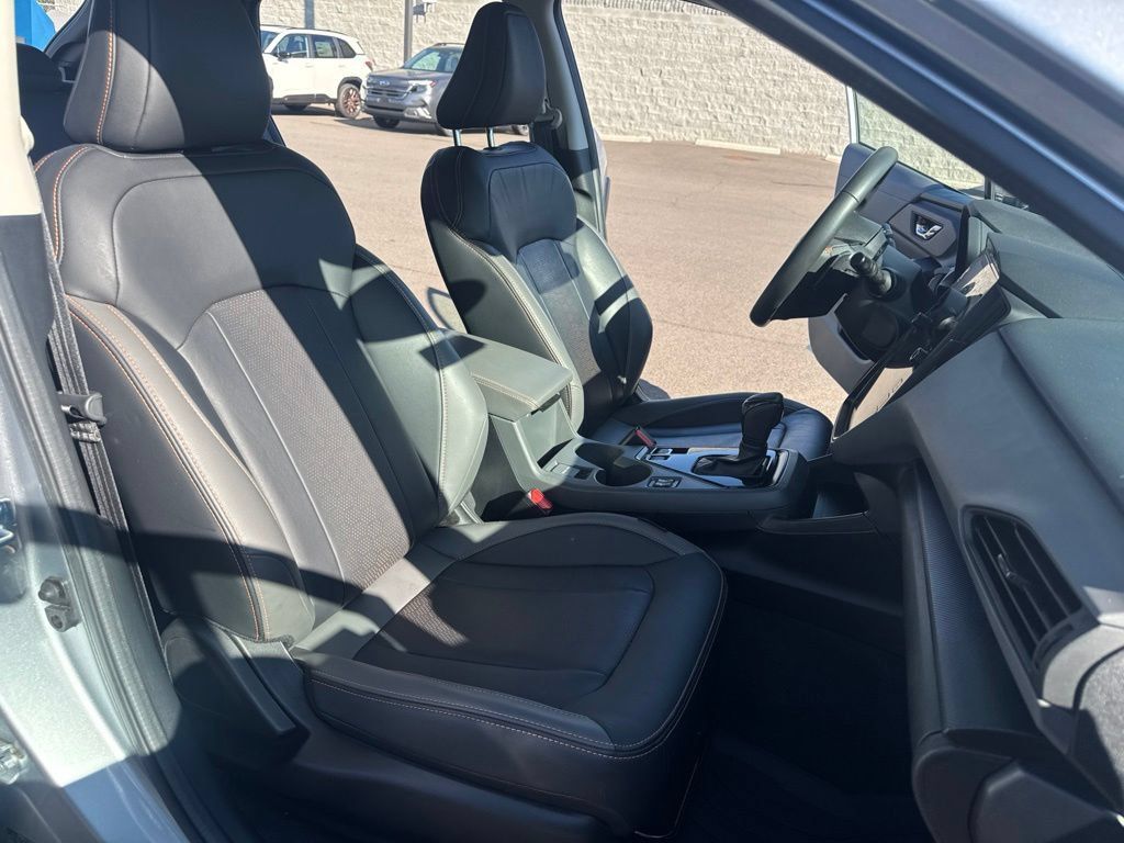Used 2025 Subaru Crosstrek 2.5i Limited w/ Crosstrek Mirror Package AWD/4WD image 13