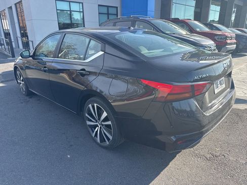 Used 2022 Nissan Altima 2.5 SR image 6