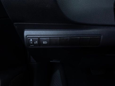 Used 2025 Toyota Corolla LE FWD image 20