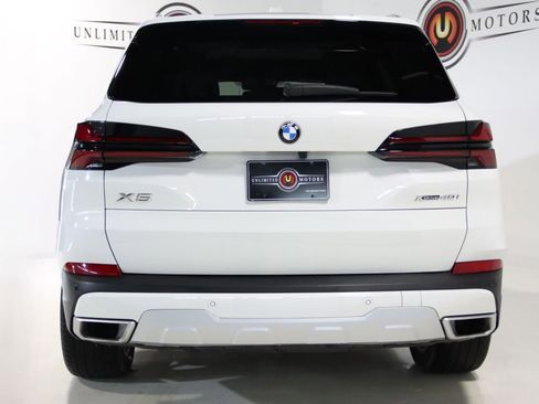 Used 2024 BMW X5 xDrive40i w/ Premium Package AWD/4WD image 31