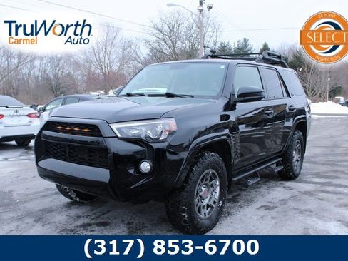 Used 2019 Toyota 4Runner SR5 image 1