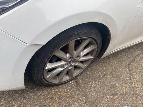 Used 2017 MAZDA MAZDA3 Touring image 5