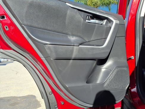 Certified 2024 Toyota RAV4 XLE image 21