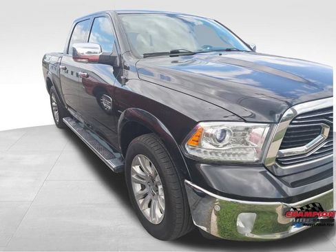 Used 2018 RAM 1500 Laramie Longhorn w/ Longhorn Southfork Package AWD/4WD image 25