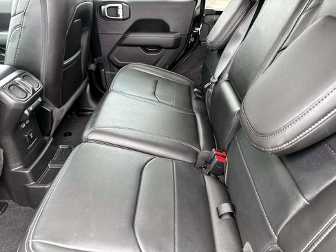 Used 2023 Jeep Wrangler Unlimited Sahara w/ Cold Weather Group image 7