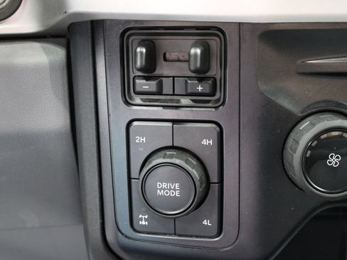 Used 2024 Ford F350 XLT AWD/4WD image 70