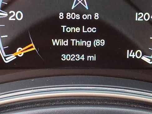 Used 2017 Jeep Grand Cherokee Limited image 23