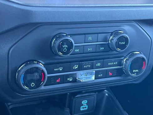 New 2025 Ford Bronco Big Bend image 22