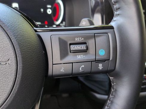 Used 2025 Nissan Pathfinder Platinum w/ Cargo Package FWD image 26