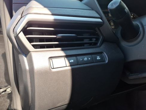 Used 2024 Nissan Altima 2.5 SL image 7