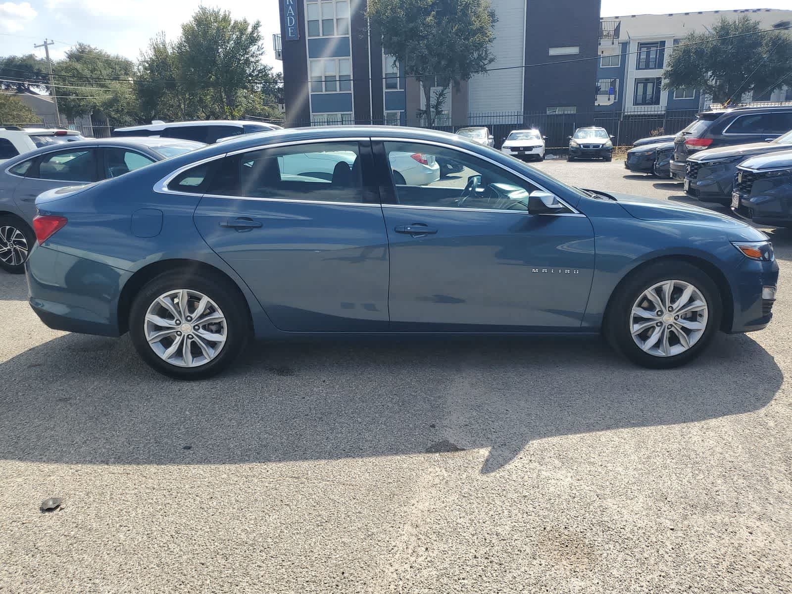Used 2025 Chevrolet Malibu LT FWD image 7