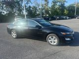 Used 2022 Chevrolet Malibu LT image 3