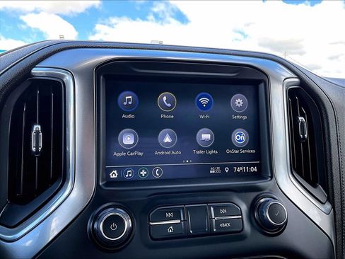 Used 2022 Chevrolet Silverado 1500 LT AWD/4WD image 19
