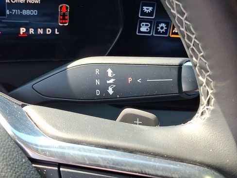 Used 2024 Chevrolet Traverse LT FWD image 12