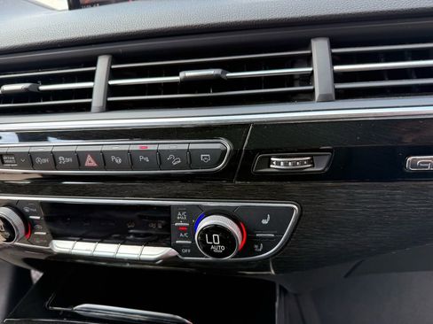 Used 2019 Audi Q7 3.0T Prestige w/ Prestige Package AWD/4WD image 40