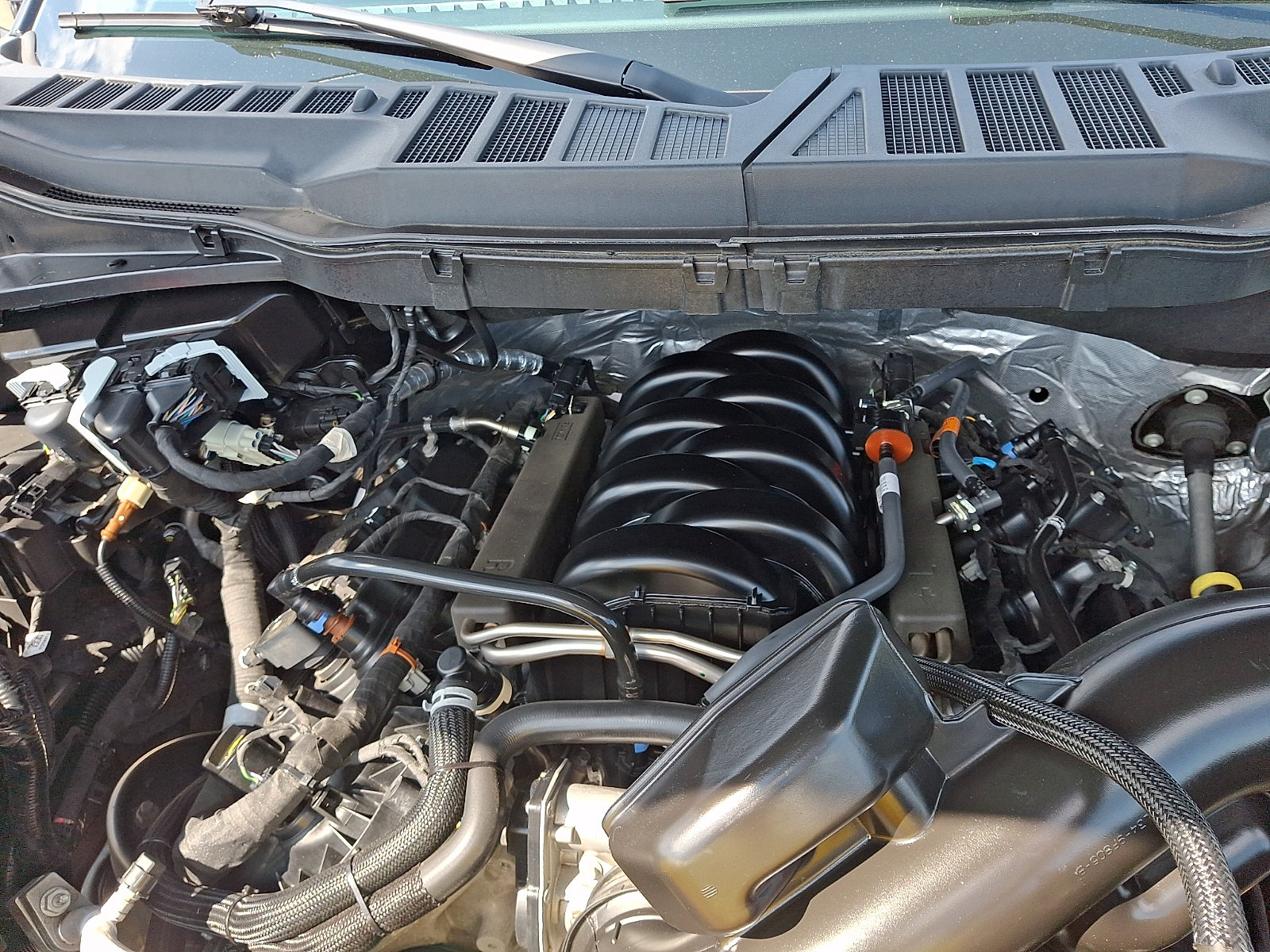 Used 2023 Ford F150 Lariat w/ Equipment Group 502A High AWD/4WD image 28