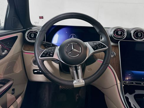 Used 2023 Mercedes-Benz C 300 4MATIC Sedan w/ Exclusive Trim Package image 18