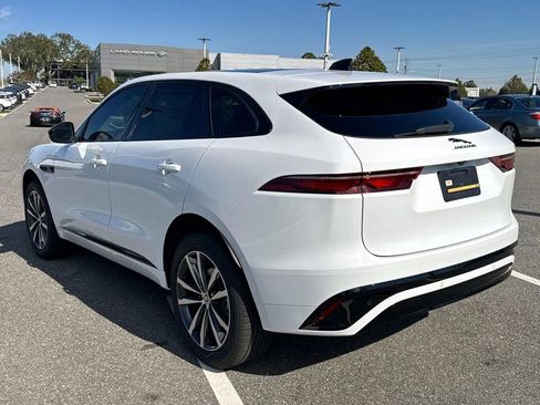 New 2025 Jaguar F-PACE R-Dynamic S image 4
