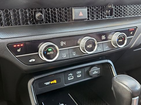 Used 2025 Honda CR-V Sport-L image 16