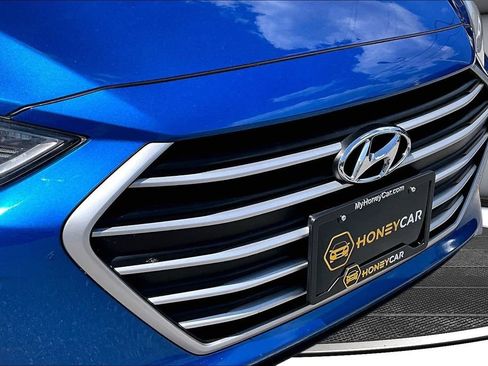 Used 2017 Hyundai Elantra Value Edition w/ Cargo Package FWD image 33