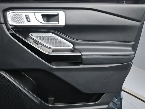 Used 2022 Ford Explorer ST w/ Equipment Group 401A image 32