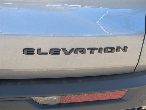 New 2026 GMC Acadia Elevation image 7