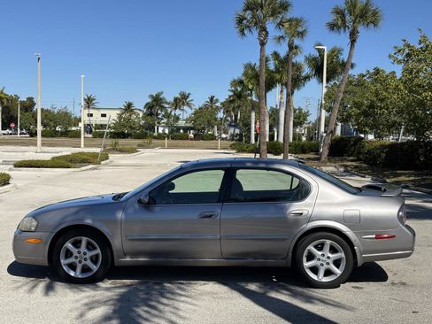 Used 2002 Nissan Maxima SE image 8