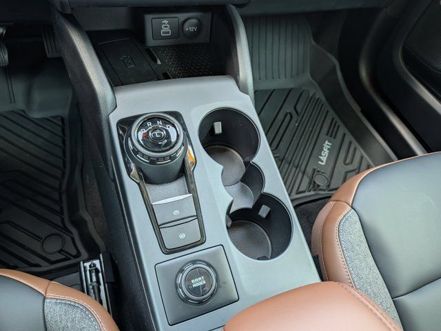 Used 2024 Ford Bronco Sport Outer Banks w/ Tech Package AWD/4WD image 27