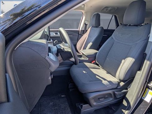 New 2026 Ford Explorer Active image 4