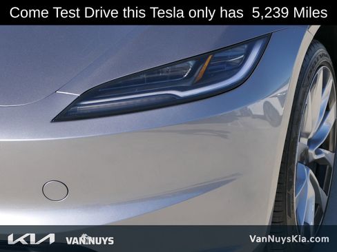 Used 2025 Tesla Model 3 Long Range image 9