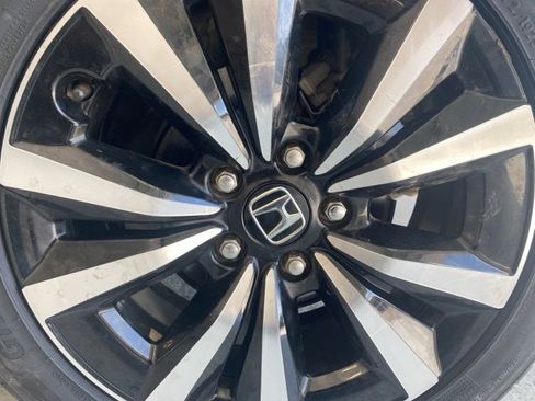 Used 2022 Honda Civic EX image 5