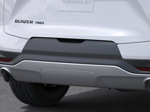New 2026 Chevrolet Blazer LT w/ Sound & Technology Package AWD/4WD image 15