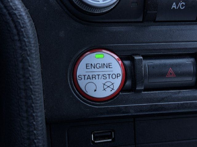 Used 2015 Ford Mustang Coupe RWD image 18