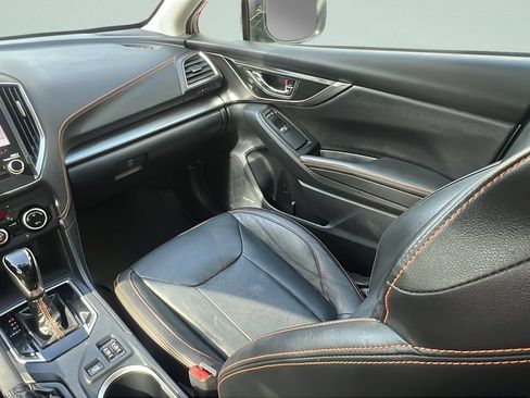 Used 2019 Subaru Crosstrek 2.0i Limited w/ Moonroof Package w/Navigation AWD/4WD image 14