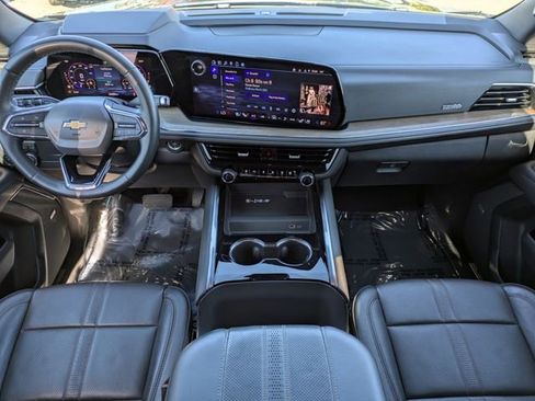 Used 2025 Chevrolet Tahoe High Country image 19