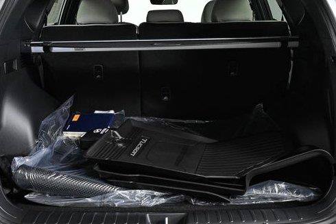 New 2026 Hyundai Tucson Limited FWD image 34