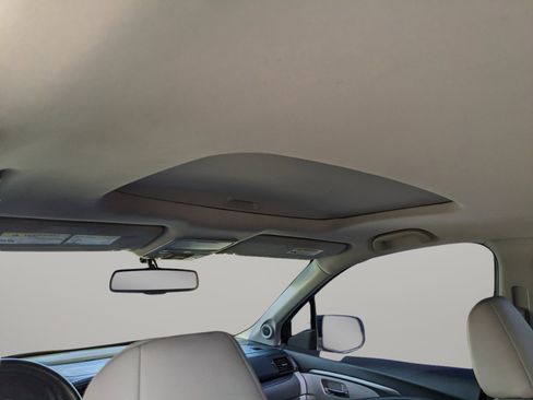 Used 2018 Honda Pilot EX-L image 18