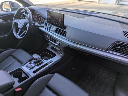 Certified 2025 Audi Q5 2.0T Premium w/ Convenience Plus Package image 29