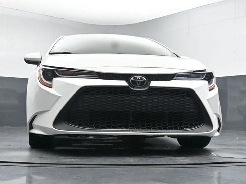 Used 2022 Toyota Corolla LE FWD image 34