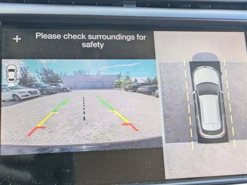 Used 2019 Lincoln Nautilus Reserve image 11